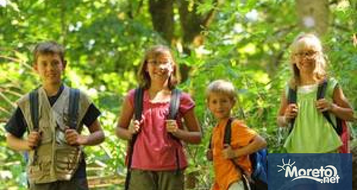 Лятната ваканционна програма за децата и учениците предлага над 5000