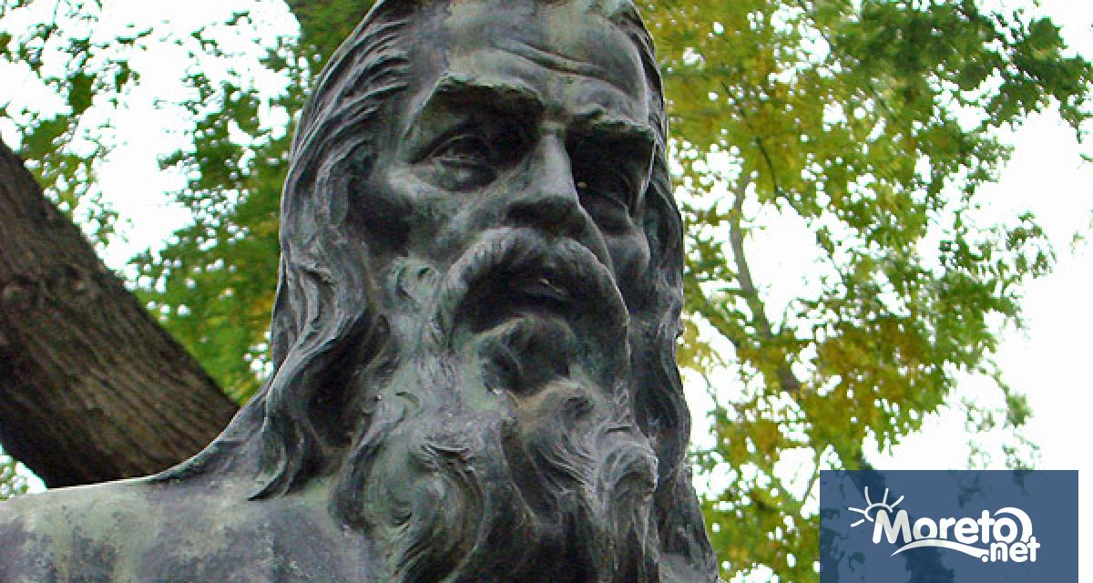 Днес се навършват 261 години от написването на История славянобългарска