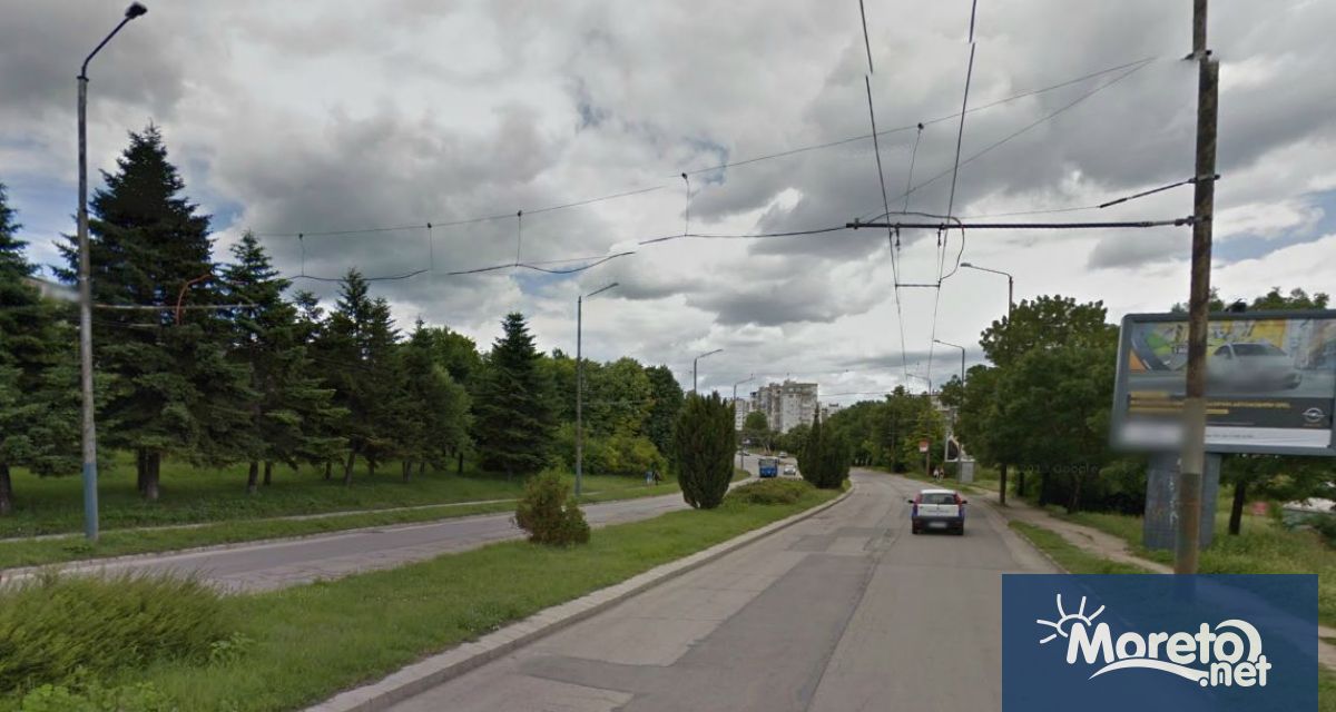 Десетки хиляди стълбове във Варна се нуждаят от подмяна Част