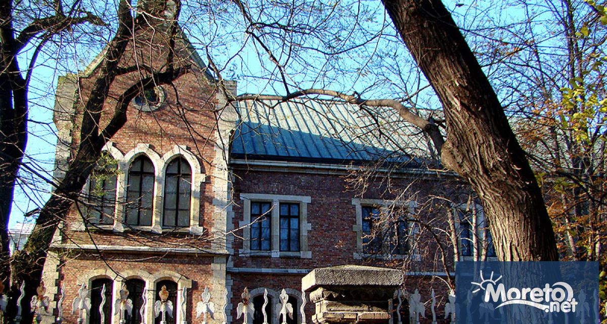 Юбилейна годишна изложба на младите таланти от НУИ Добри Христов