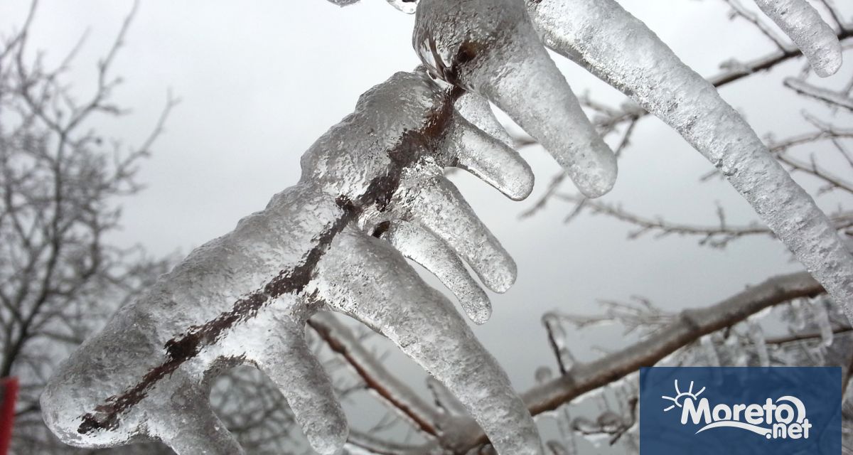 По Черноморието ще бъде облачно ветровито и с валежи от