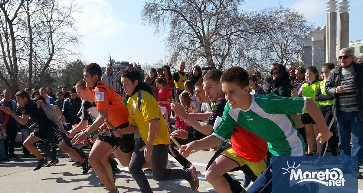 Предстои 60 тата щафетна лекоатлетическа обиколка на Радио Варна научи Moreto net По