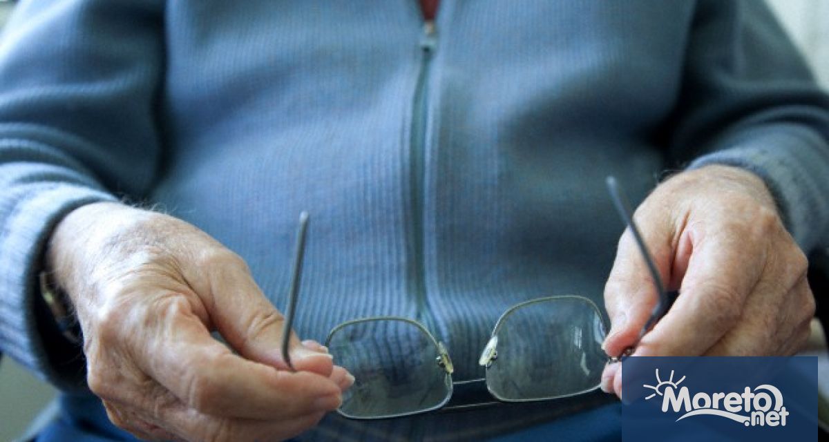 Над 340 хиляди пенсии на работещи пенсионери са преизчислени служебно