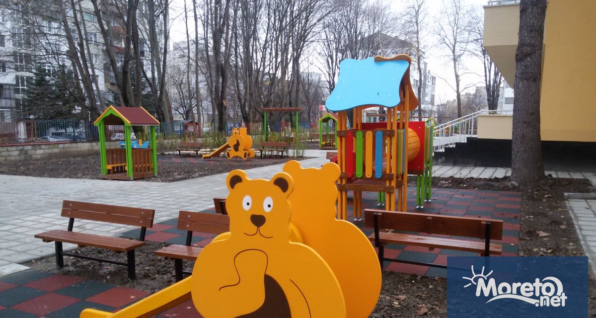 69 свободни места са обявени за целодневен прием в самостоятелните