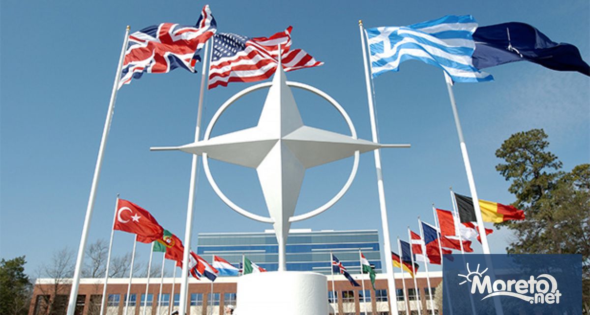 Министрите на отбраната на НАТО се събират на извънредна среща,