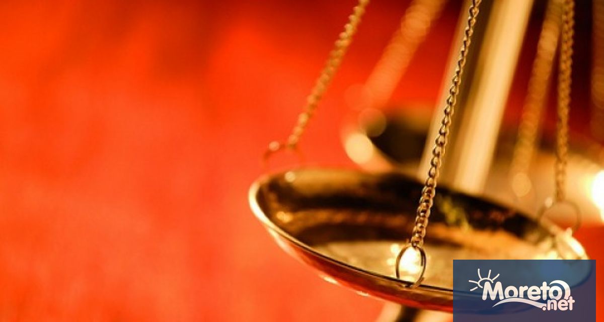 Уважено бе искането за задържане под стража на Районна прокуратура