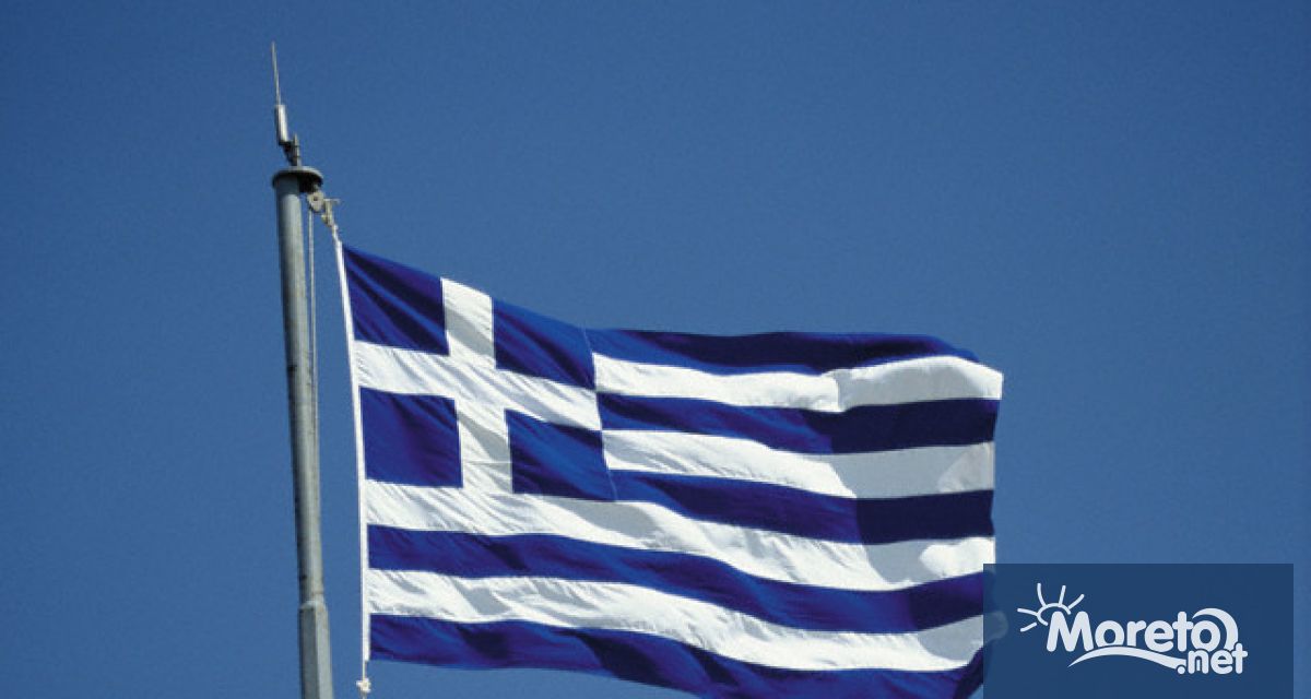Лекарите в Гърция предупреждават за нова вълна на Covid заедно