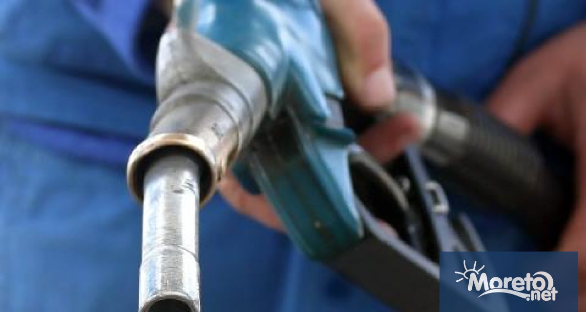 Вицепремиерът и министър на икономиката и индустрията Корнелия Нинова възложи