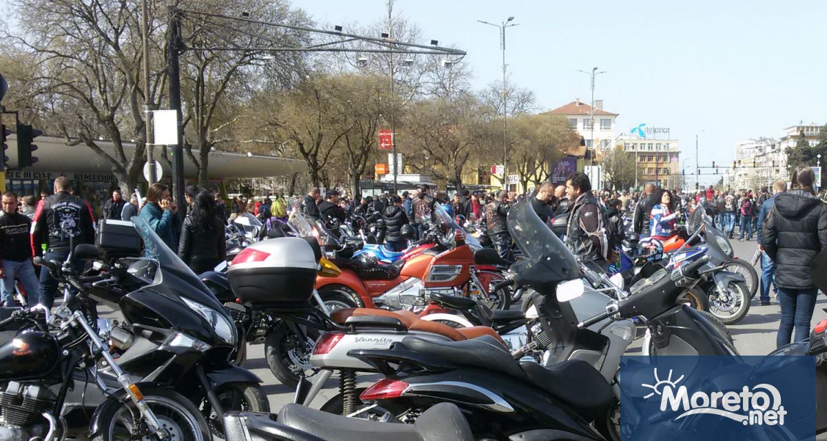 Мотосезон 2022 ще бъде официално открит днес във Варна припомня