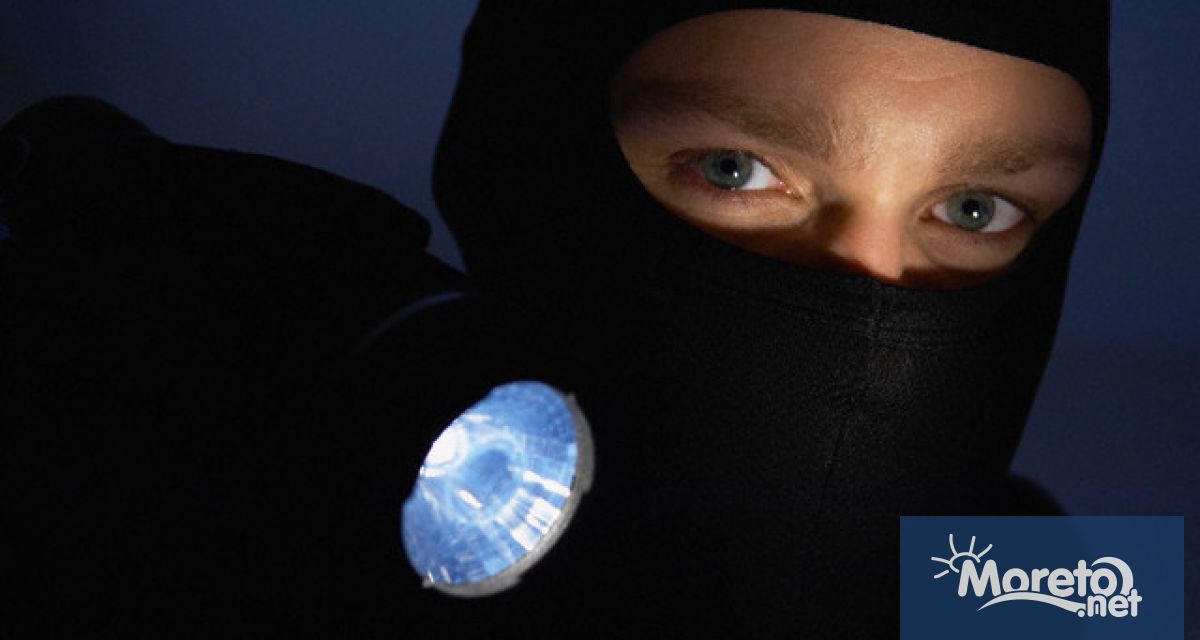 Дързък обир е извършен в звукозаписното студио на ансамбъл Чинари