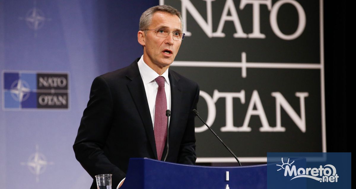 Генералният секретар Йенс Столтенберг заяви че НАТО обмисля да изпрати