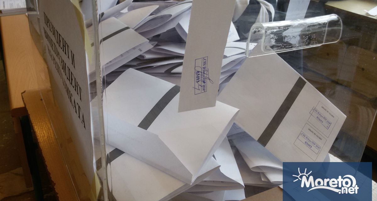 Избирателната активност продължава да бъде по слаба от тази която