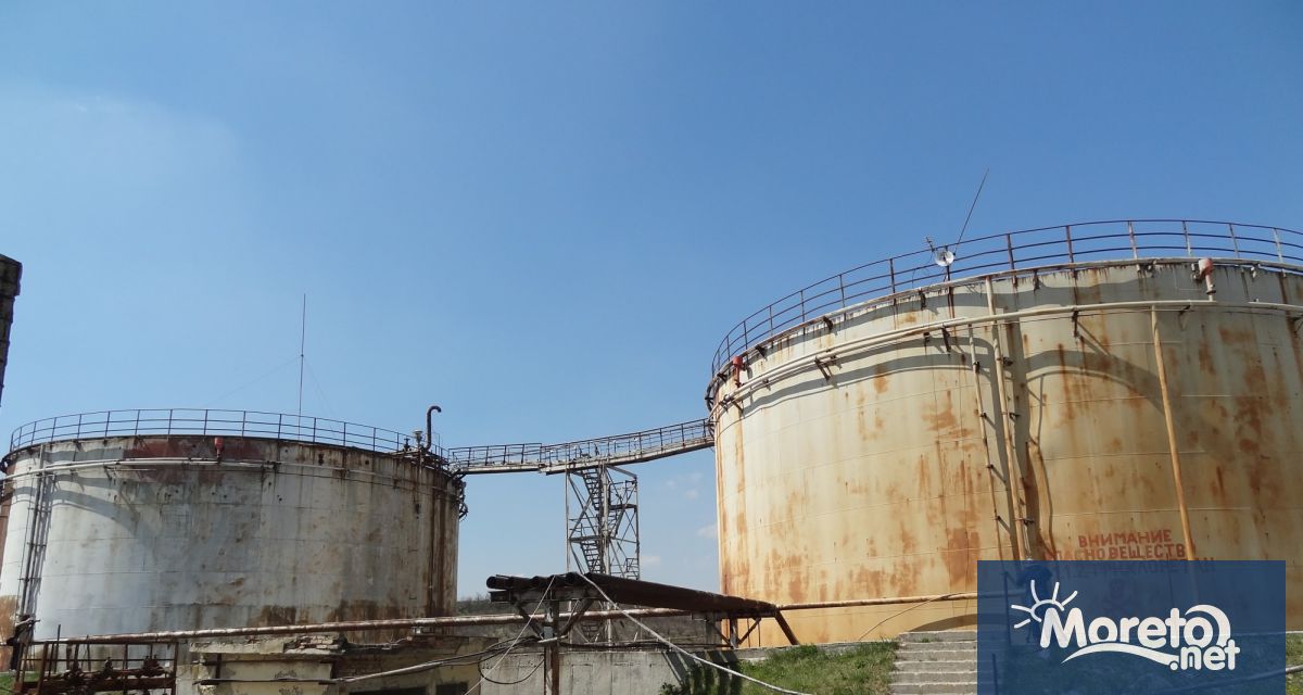 В рязаните резервоари в Полимери има утайка с неустановени количество
