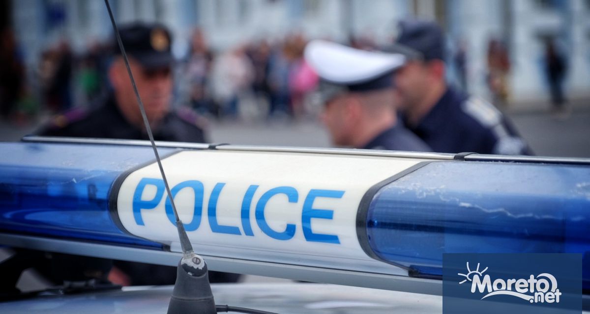 Служители на полицейското управление в Елена задържаха 23 годишен местен жител