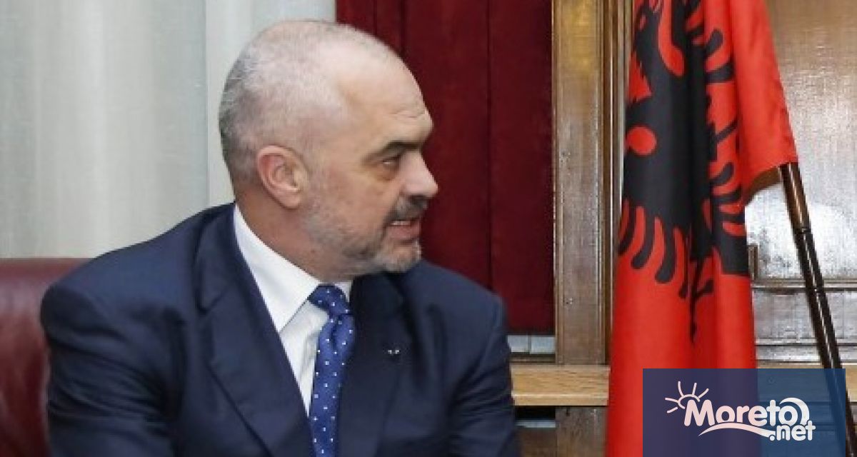 Албанският премиер Еди Рама реагира остро в Туитър, след като