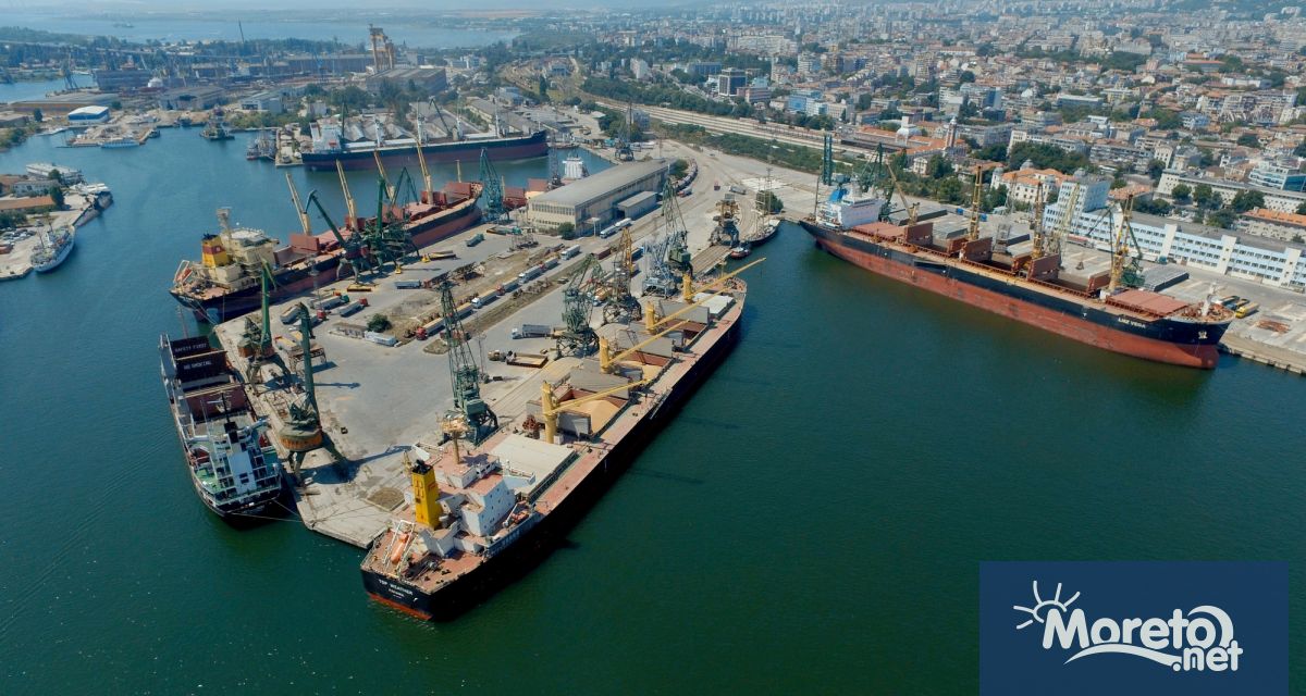 От 00 00 часа на 16 април достъпът до българските морски