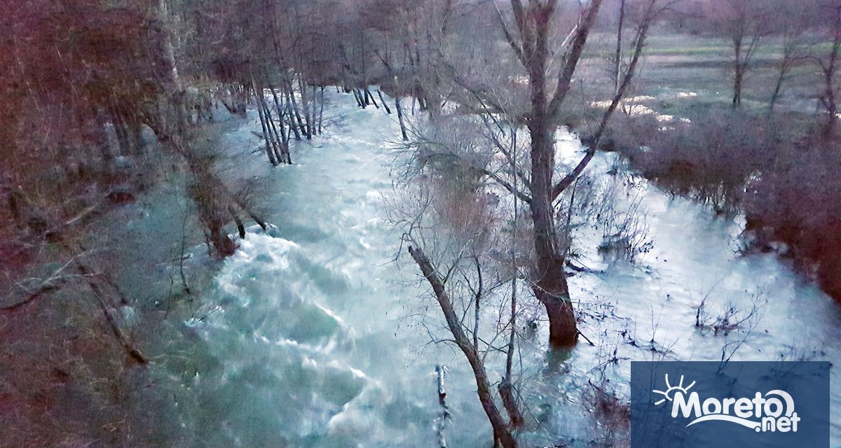 В резултат на валежи се очакват повишения на речните нива