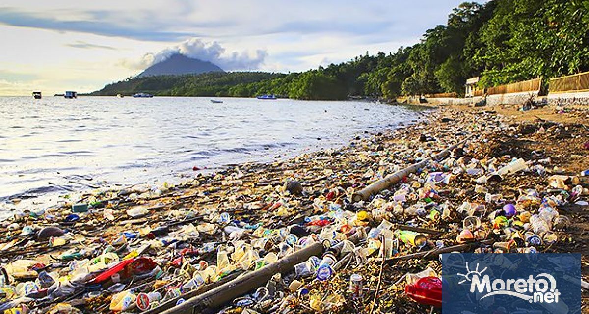 Изхвърлянето на пластмаса във водните басейни е престъпно и на