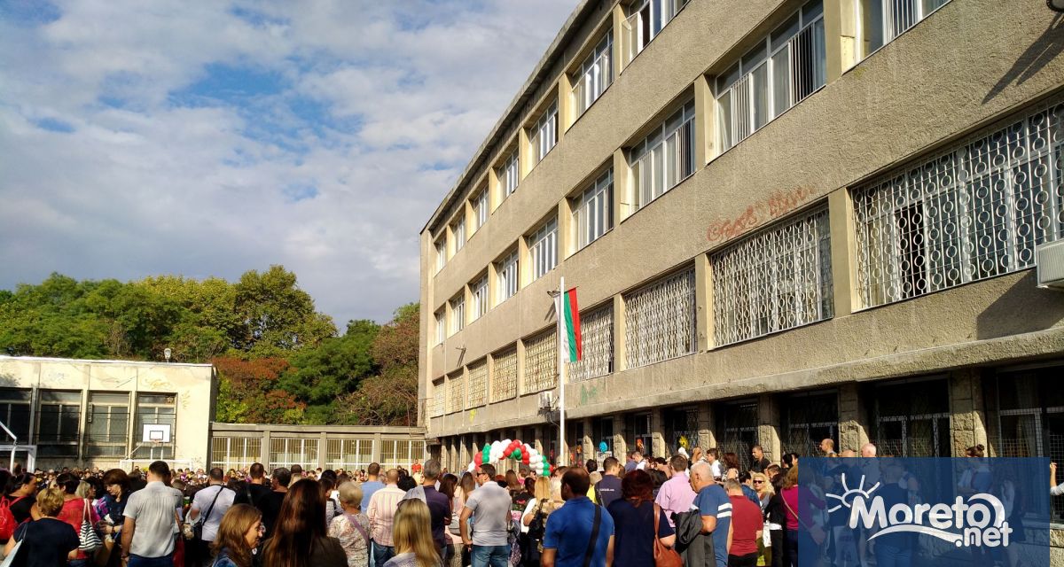 След близо едночасово обсъждане Общински съвет даде съгласие Общината да