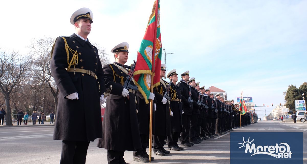 Във връзка с военния ритуал по освещаване бойните знамена на