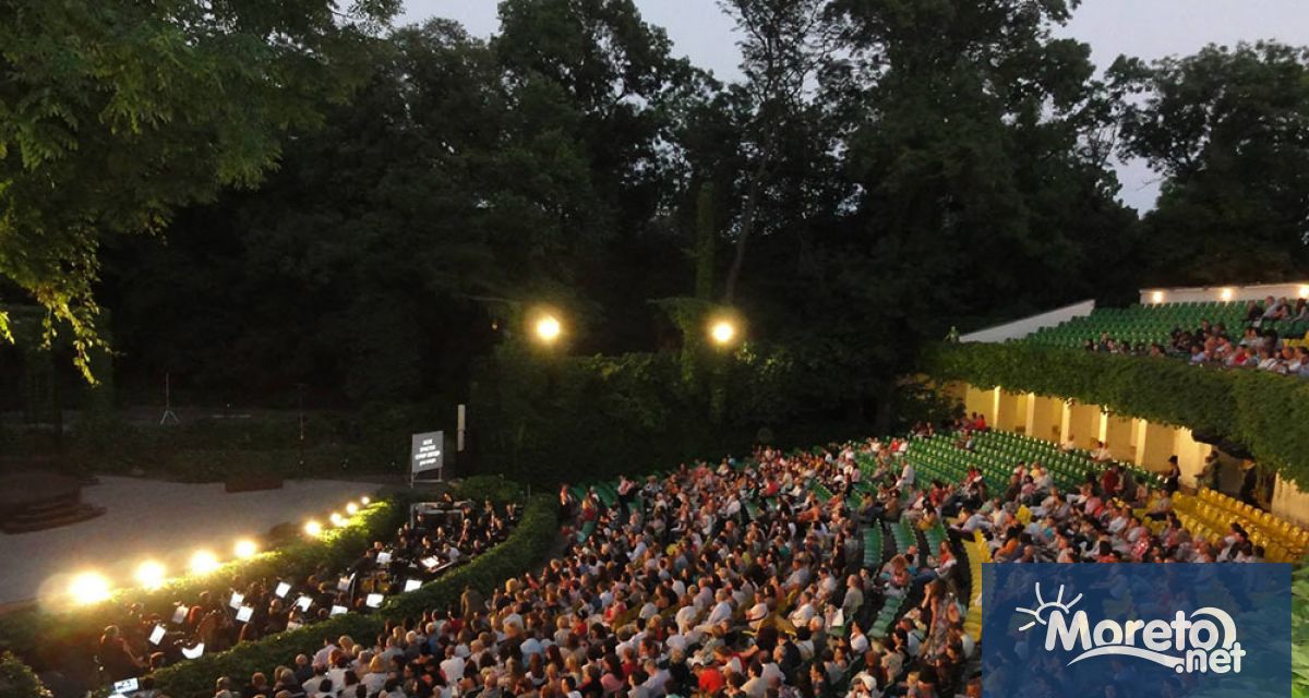 Подготвили сме за нашата публика една бляскава Опера в Летния