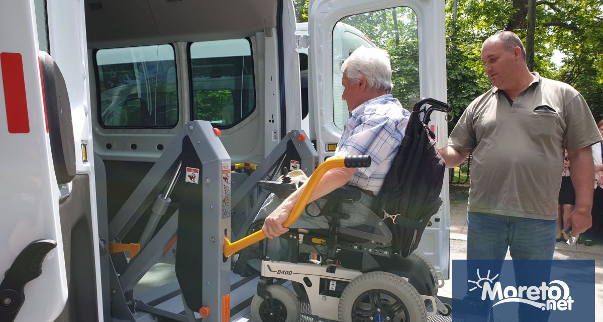 Варна ще получи втори специализиран микробус за хора с увреждания