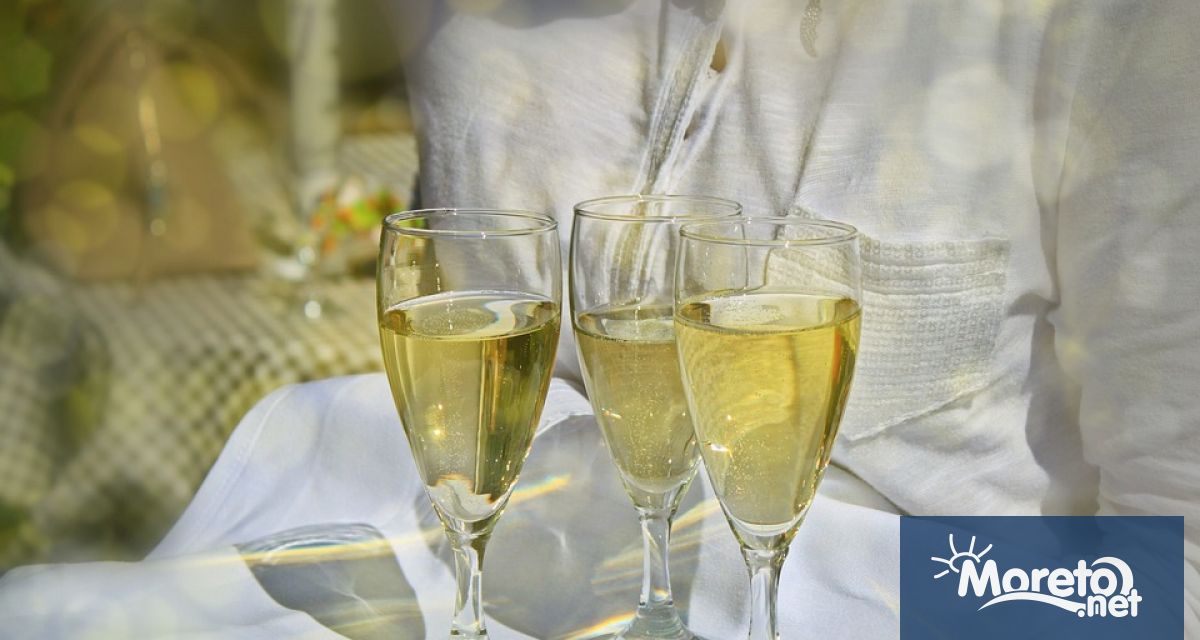 Летният сезон по Българското Черноморие официално е открит но повечето