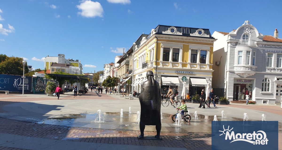 Варненските общински съветници затягат контрола върху външната реклама стана ясно