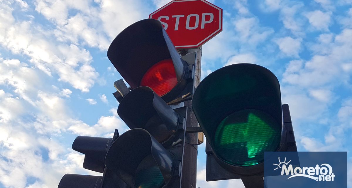 Днес 8 юни поради извършване на ремонтни дейности светофарната уредба