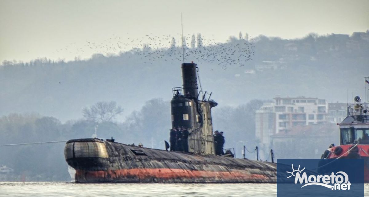 Точно преди 15 години на 21 декември 2010 г подводница