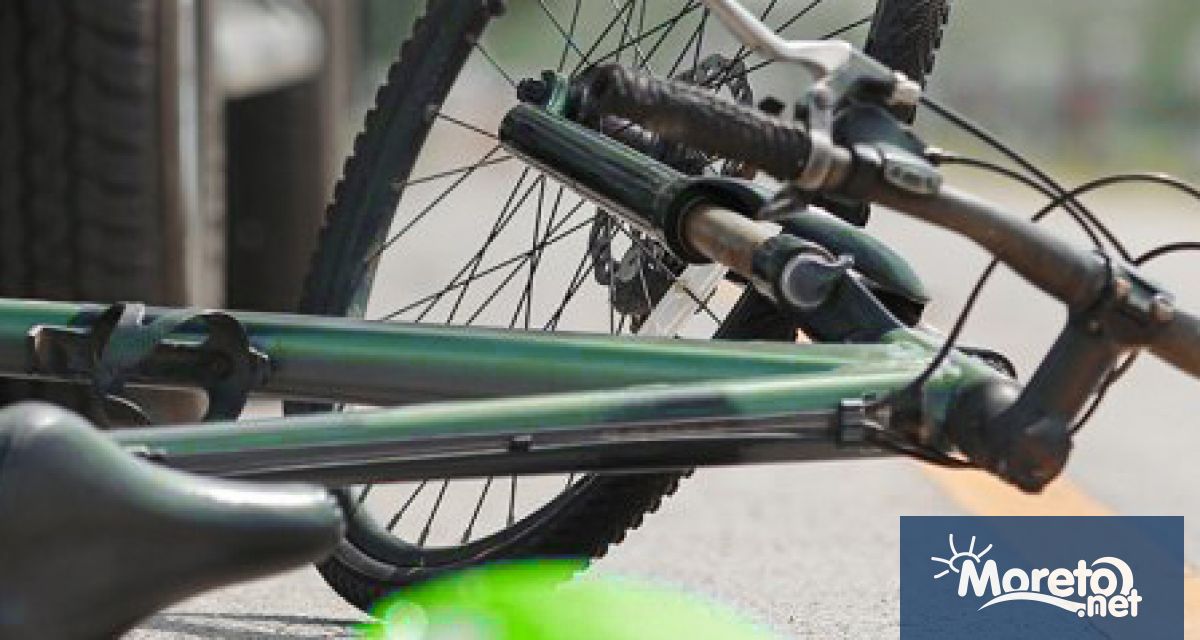 Велосипедист е пострадал при пътен инцидент станал около 10 часа