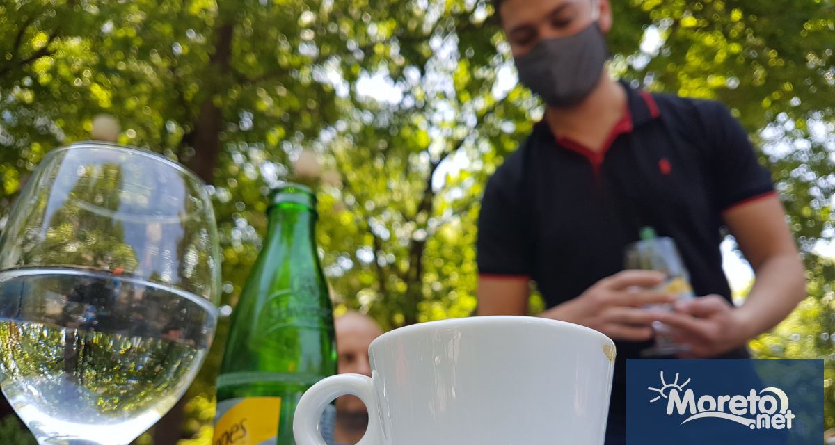 Работодателите ще получават средства от държавата за запазване на заетостта