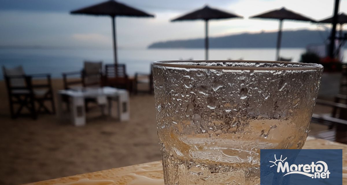 През нощта на места в източната половина от страната все