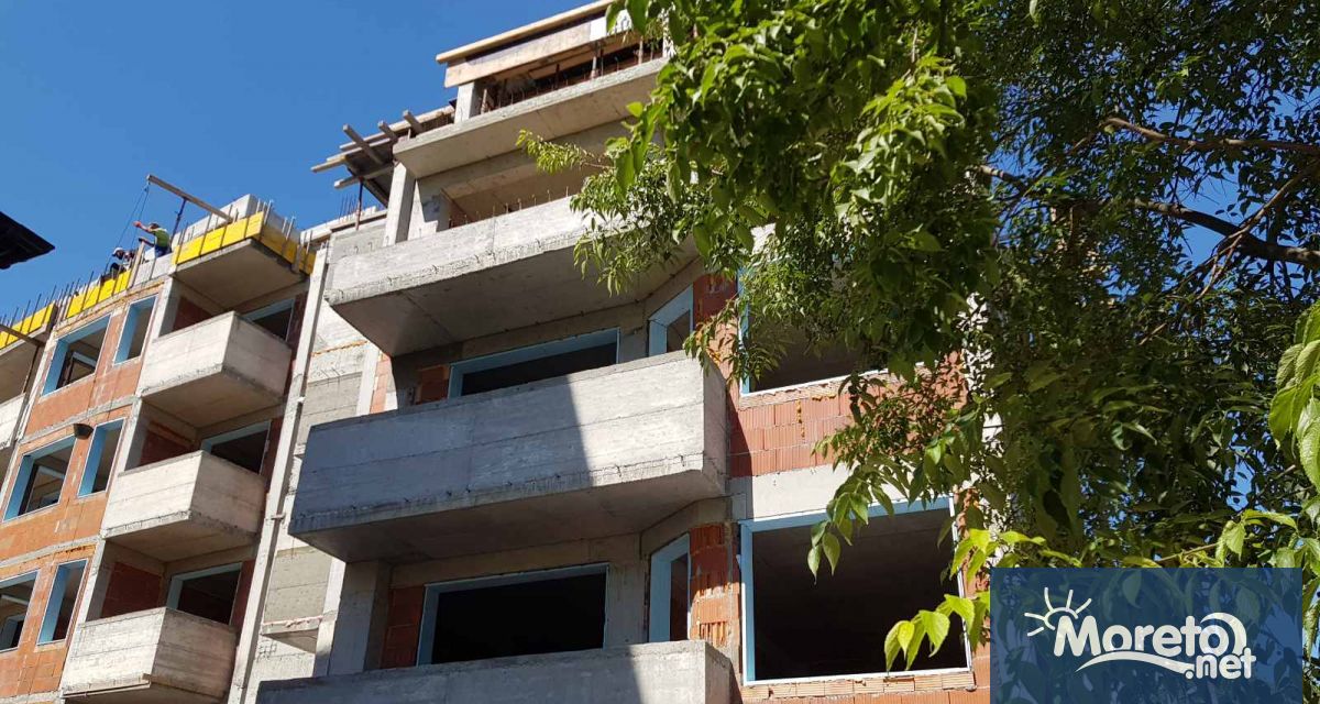 Стотици незаконни или нерегламентирани строежи върху речни корита дерета и