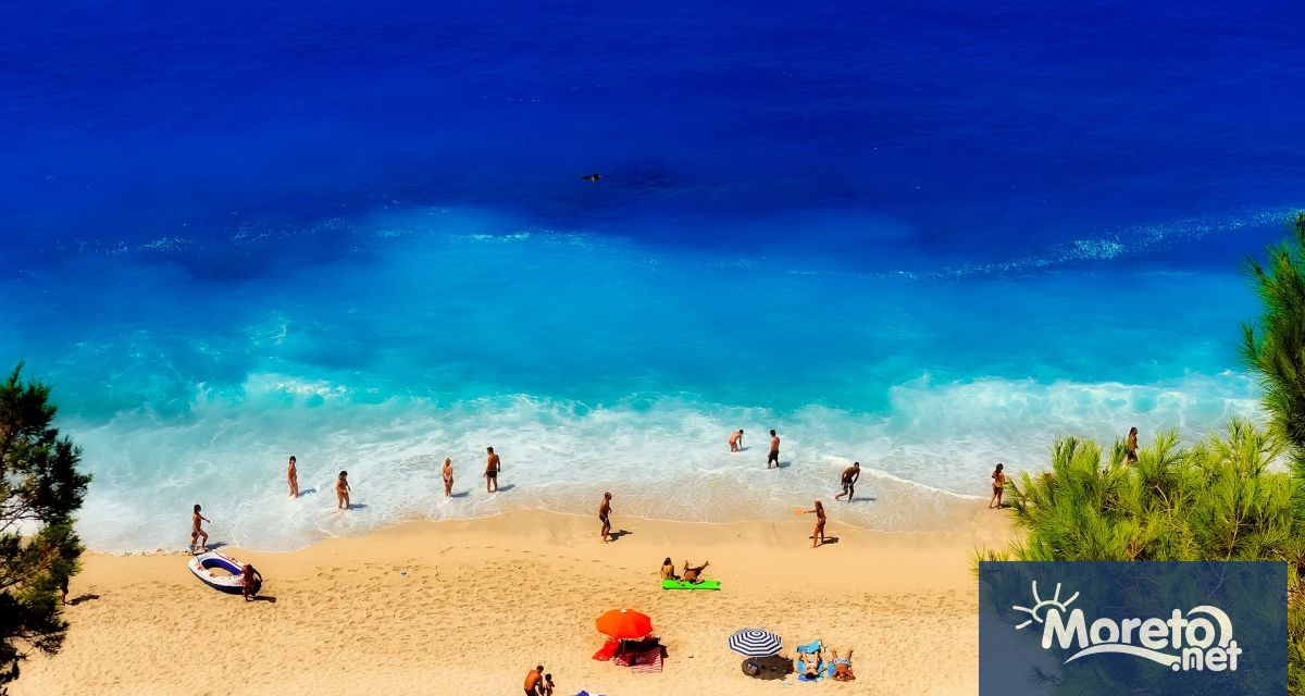 Почти 200 плажа в Гърция няма да бъдат отдавани на
