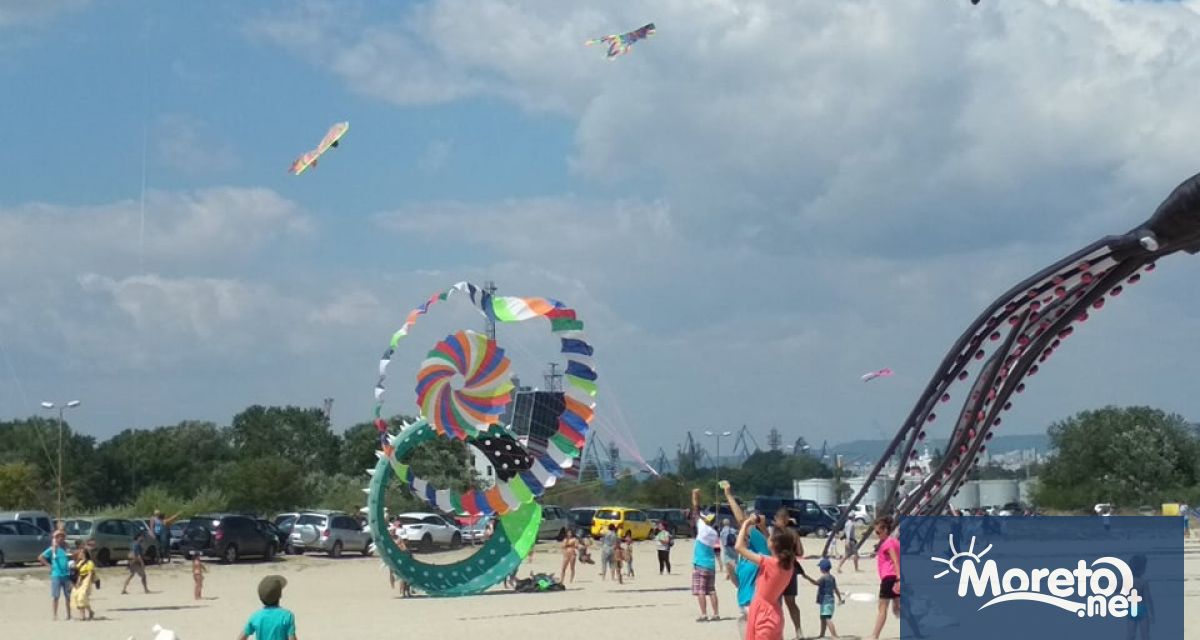 За десета година огромни цветни хвърчила ще изпъстрят небето над