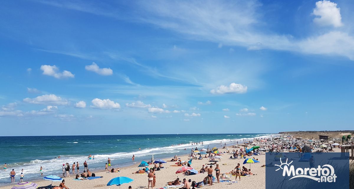 Спасители и медици по морето предупреждават че голяма част от