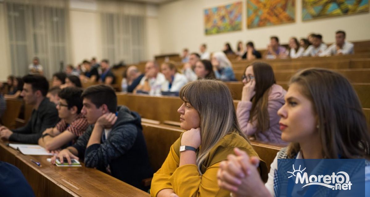 Увеличават се стипендиите на студентите от държавните висши училища Минималният