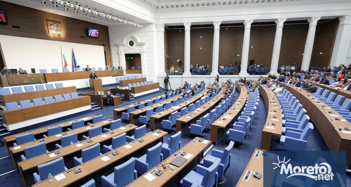 От 1 септември депутатите ще заседават в сградата на бившия