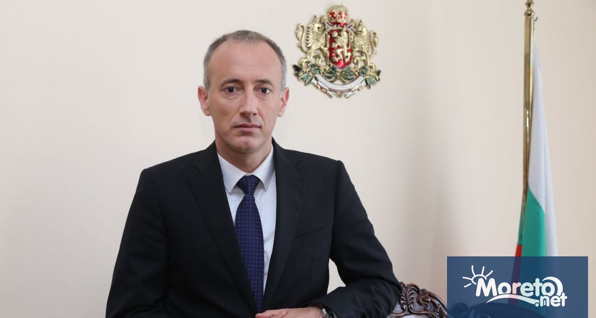 Днес над 700 хиляди ученици ще пристъпят училищния праг За