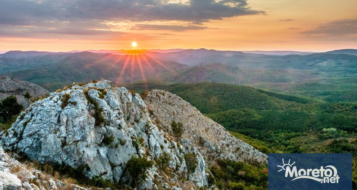 През нощта ще е предимно ясно и почти тихо Утре