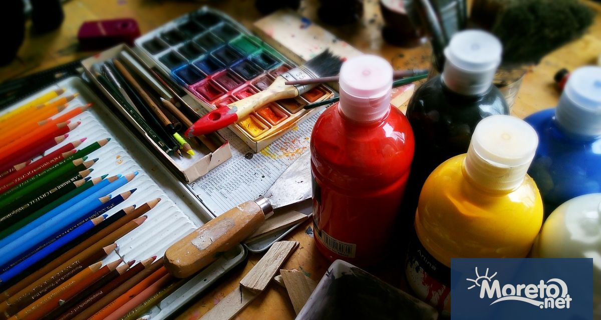 Група ентусиасти обединени от желанието си да творят в свободното