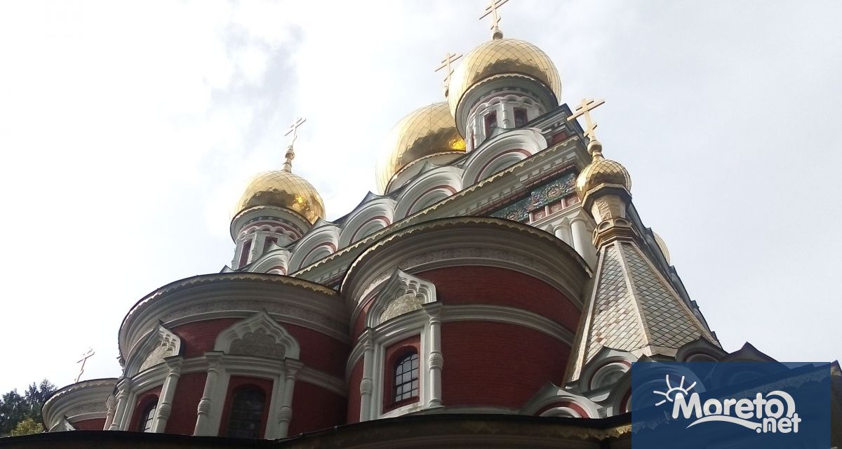 Правителството отпуска близо 3 3 милиона лева за три храма За