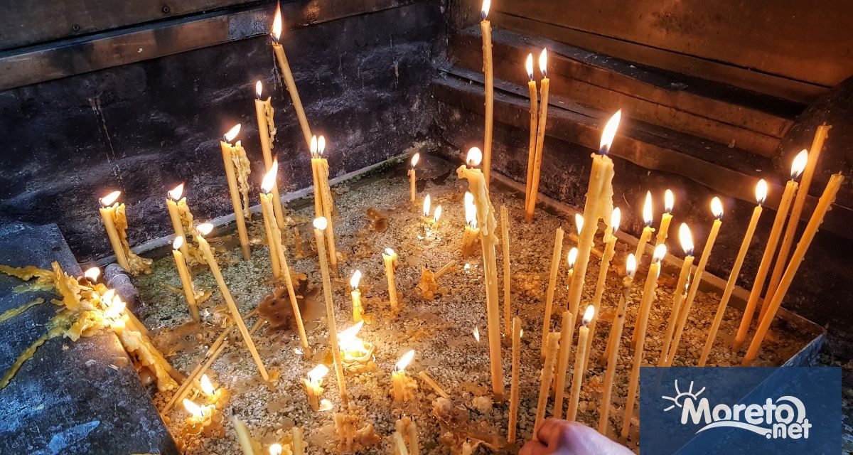Днес в навечерието на големия празник Богоявление в православните храмове