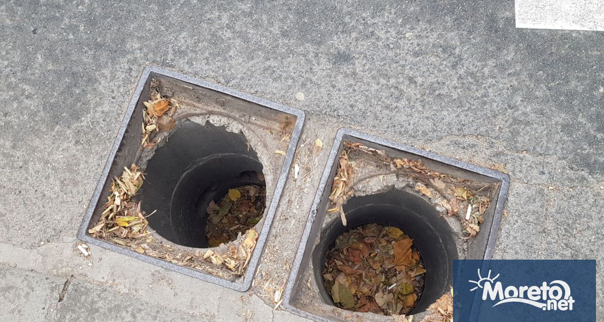 Петима мъже са заловени посред бял ден в момент на