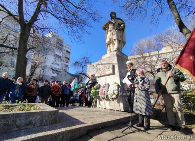 179 години от рождението на Капитан Петко войвода отбелязаха във Варна ...